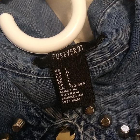 Forever 21 long sleeve shirt. - Picture 2 of 3
